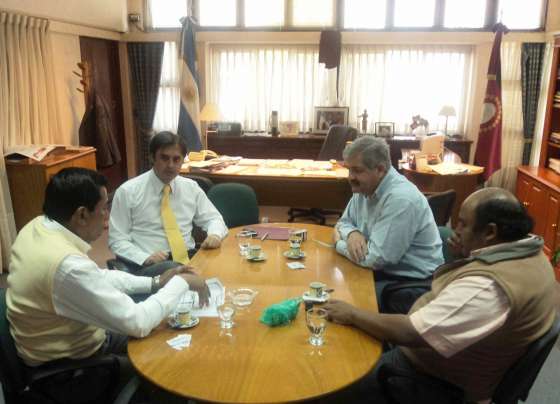 Gestiones para extender la amnistía de documentación para aborígenes