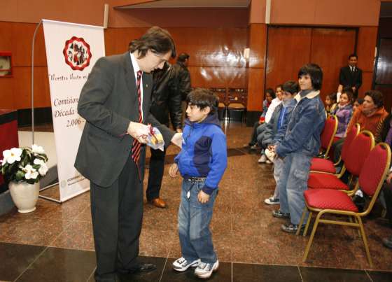 Chicos de una escuela de El Potrero visitan por primera vez la capital provincial