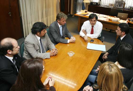 Gobierno y jóvenes empresarios acordaron un plan de acción conjunto