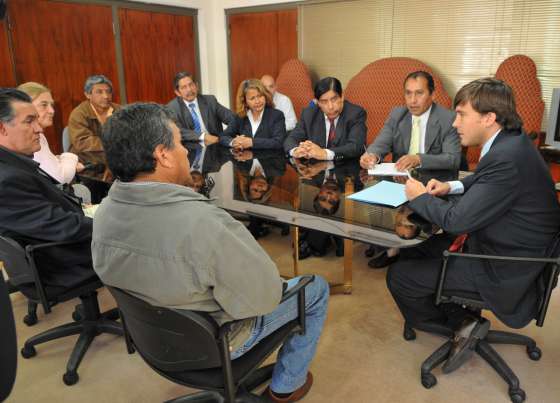 En reunión con UPCN y ATE, se informó sobre los concursos en la Administración Pública