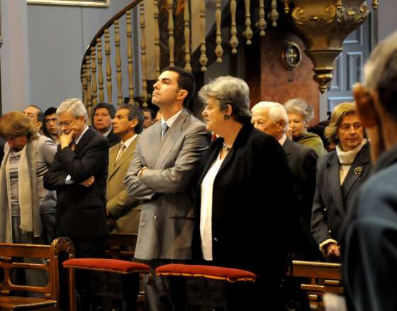 El Gobernador asistió a la celebración de la Exaltación de la Santa Cruz