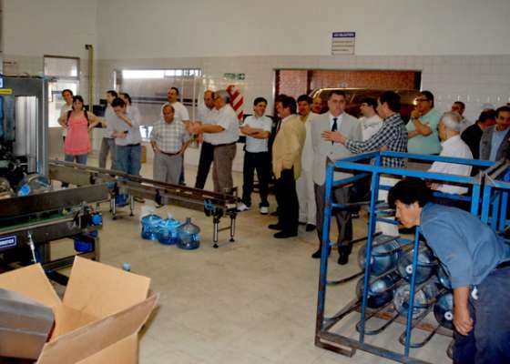 El ministro Loutaif recorrió las instalaciones de la empresa Marinaro