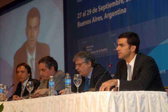 En el Congreso Internacional de Turismo, Urtubey destacó la importancia de la inversión pública y privada
