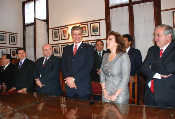 Zottos y legisladores recibieron a la gobernadora de Yucatán