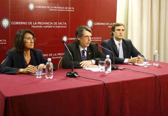 Kosiner anunció la llegada del ex presidente chileno Eduardo Frei