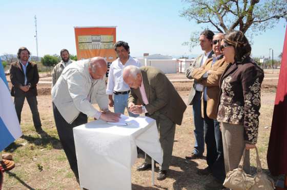 En Moldes, Cachi y Cafayate se inició la construcción de salas para nivel inicial