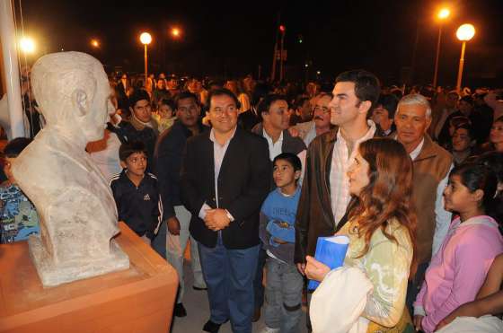 El Gobernador Urtubey inauguró la plaza Miguel Ragone en El Quebrachal