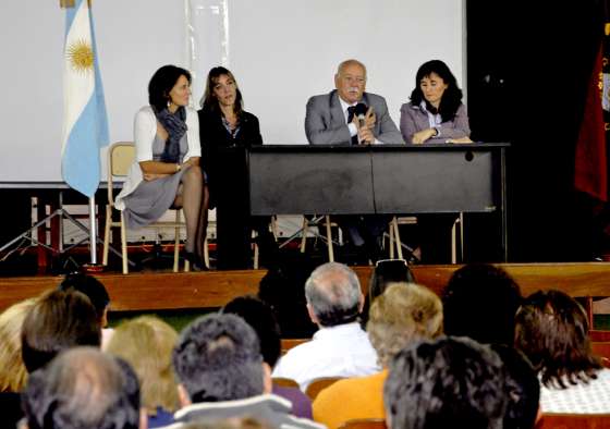 Presentaron una línea de autoevaluación de calidad educativa para escuelas primarias