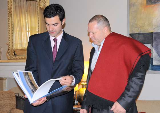 Urtubey recibió al Alcalde del Consejo Regional de Tamar 