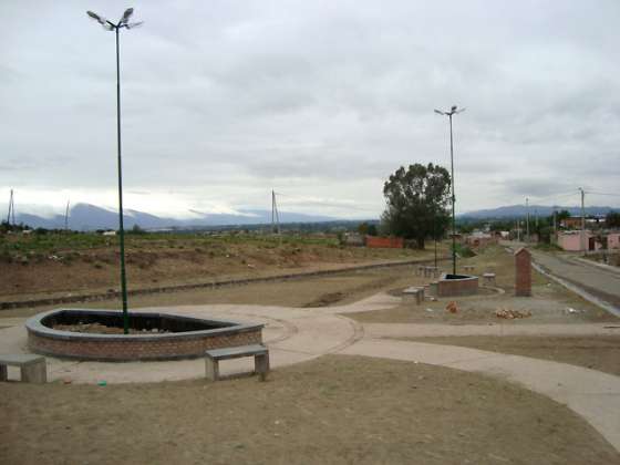 Avanza la construcción de la plaza de barrio Palmeritas