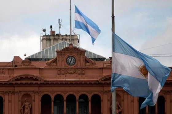 Salta adhiere al duelo nacional
