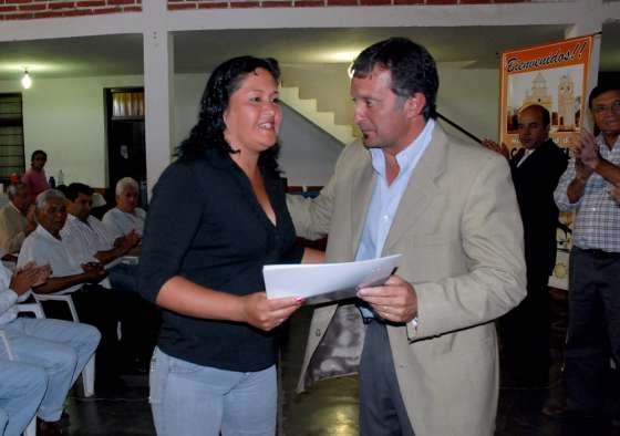 Ochenta y tres familias de Coronel Moldes recibieron sus escrituras