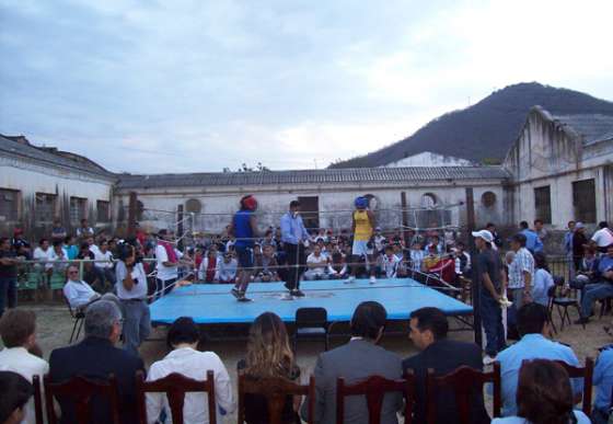 Se inauguró la escuela de boxeo en la cárcel