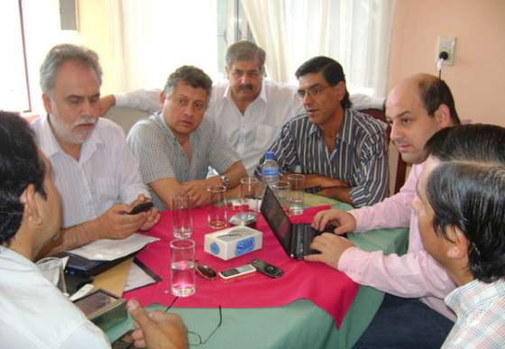 Mastrandrea se reunió en Colonia Santa Rosa con directivos del hospital y funcionarios municipales