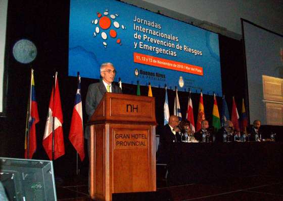 Defensa Civil participó de las jornadas internacionales de prevención de riesgos y emergencias