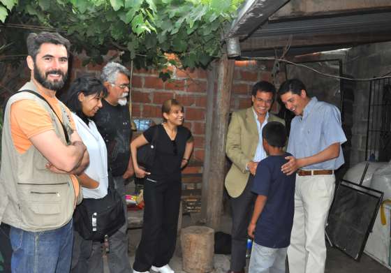 Posadas estuvo presente en uno de los rodajes de “Imágenes del Bicentenario” 