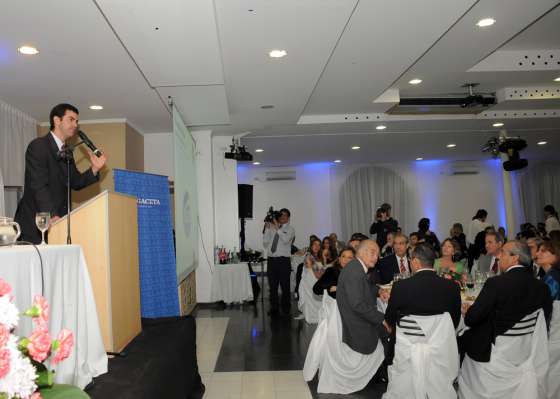 Urtubey dio su visión sobre el NOA en los 25 años de la Fundación Tucumán