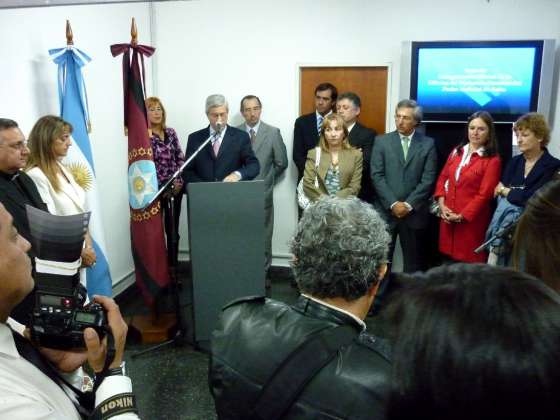 Junto a jueces de la Corte, Diez inauguró la Oficina de Violencia Familiar