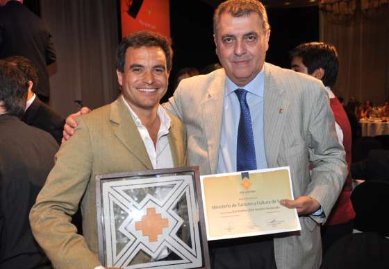 El Ministerio de Turismo y Cultura fue distinguido por su gestión y compromiso con el sector