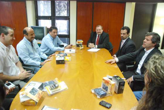 Entregaron siete GPS a dependencias vinculadas con la obra pública