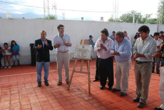 Urtubey inauguró obras en el Club Sportivo de Animaná