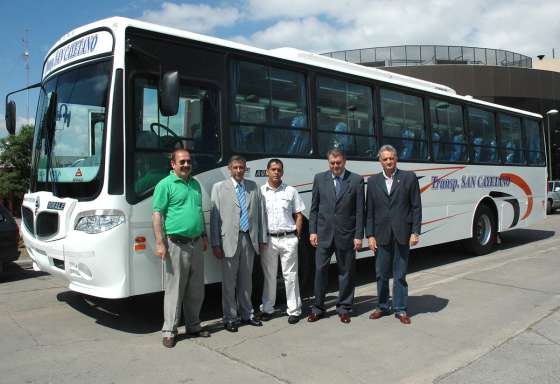 El servicio de transporte de El Quebrachal cuenta con una nueva unidad 