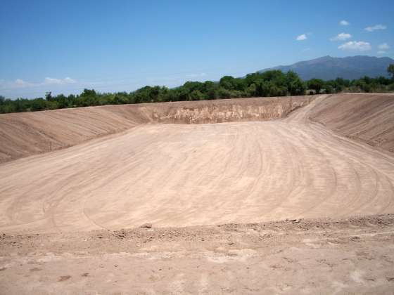 Se construye la red colectora cloacal y planta de tratamientos de líquidos cloacales en El Carril 