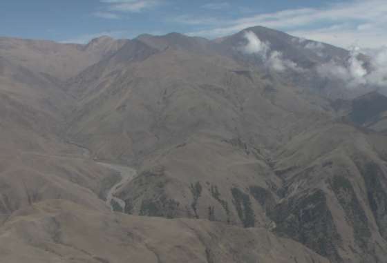 Defensa Civil trabaja en la búsqueda de una persona en La Caldera