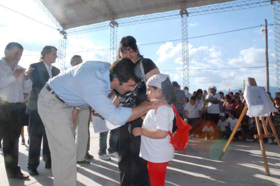 Rosario de Lerma cuenta con un moderno Polideportivo