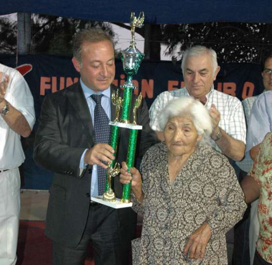 El ministro Fortuny asistió al cierre de actividades de la Fundación Futuro 