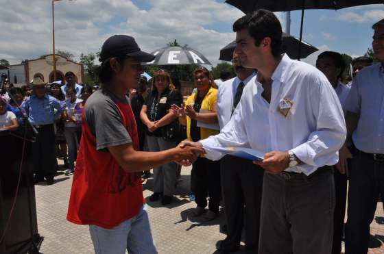 Misión Cherenta cuenta con obras de pavimento, plaza y nuevas viviendas