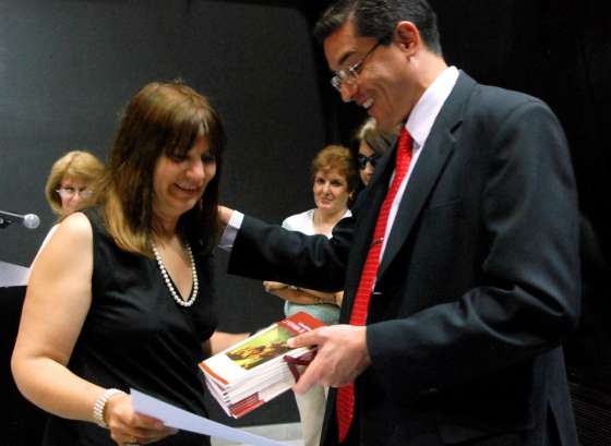Entregaron los premios de los concursos literarios provinciales 2010 y 2008