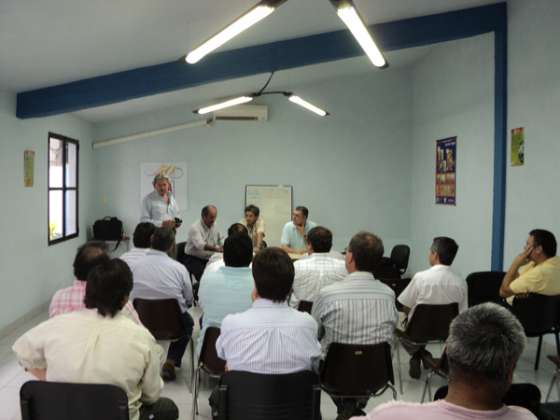 Asesoramiento sobre la Ley Nacional de Emergencia Agropecuaria a productores afectados por las heladas