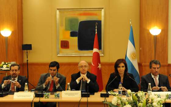 Urtubey interesó a inversores de Medio Oriente y confió en el éxito de la gira oficial