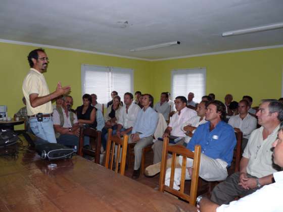 El ministerio de Ambiente promueve buenas prácticas agrícolas