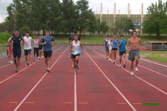 El equipo nacional de atletismo entrena en Salta