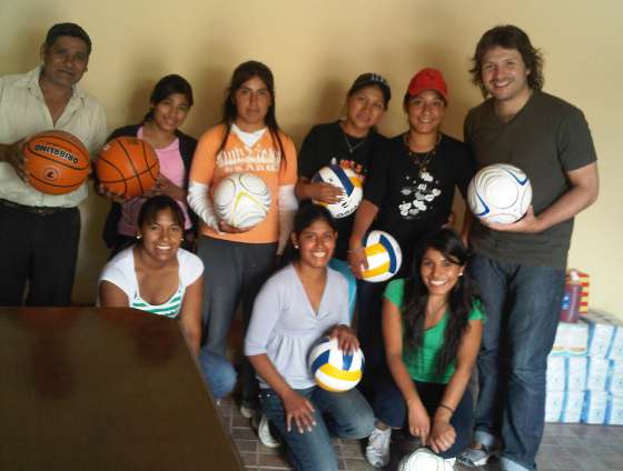 Entregaron insumos en Cachi