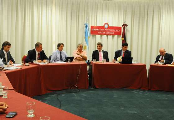 Serán inaugurados cinco Centros de Documentación Rápida en el interior