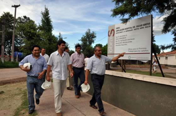 Urtubey recorrió obras en Joaquín V. González