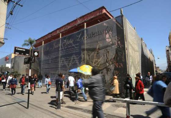 Se firmó el contrato de obra pública para iniciar los trabajos en la Casa de Leguizamón