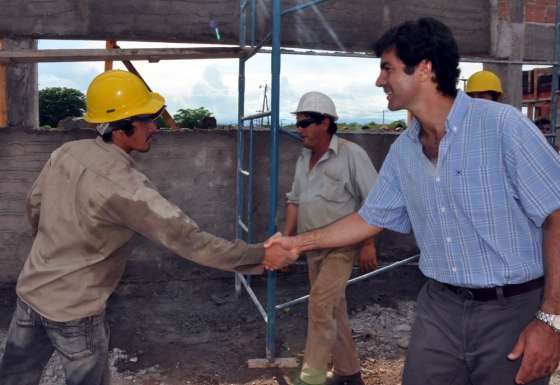 El Gobernador recorrió y verificó obras en General Pizarro
