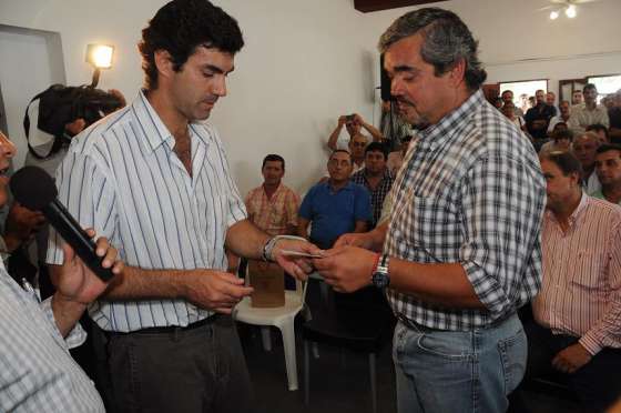 Productores de legumbres recibieron apoyo del Gobierno provincial