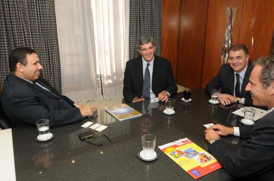 Empresa petroquímica kuwaití interesada en la exploración y explotación de zonas gasíferas de Salta