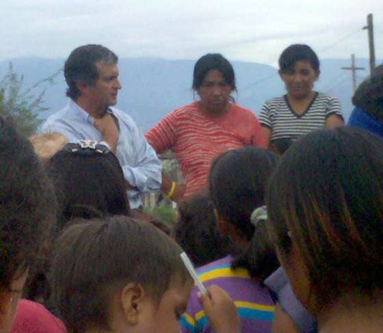 Mediante un plan quinquenal se reducirá el déficit habitacional 