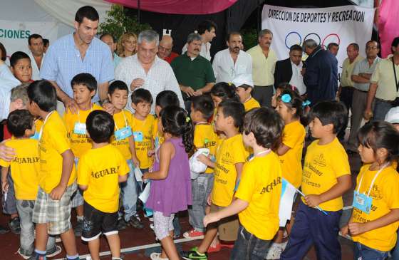 El Gobernador visitó el municipio de Aguaray, departamento San Martín