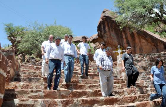 El Gobernador recorrió y verificó diversas obras que se ejecutan en Seclantás