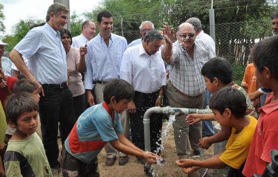En Misión Chaqueña, el Gobierno inauguró un nuevo pozo de agua que beneficiará a más de 800 familias 
