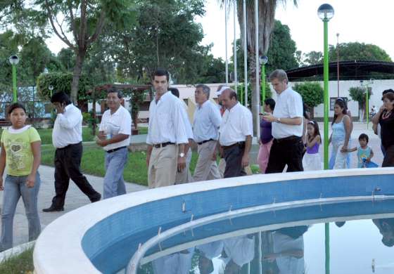 El Gobierno construye casas y anunció el inicio de más obras en Urundel