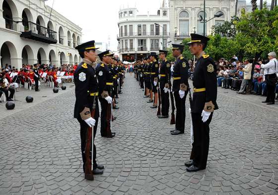 Una gran audiencia disfrutó de la muestra de cadetes y encuentros de bandas de música