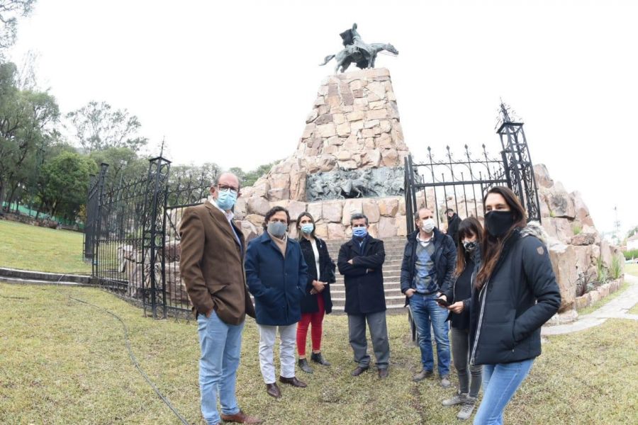 En el marco del Bicentenario del paso a la inmortalidad del héroe nacional gaucho, se están ejecutando “importantes trabajos de recuperación que estarán listos el 16 de junio para rendir a Güemes el homenaje que se merece”, dijo el mandatario durante la recorrida.